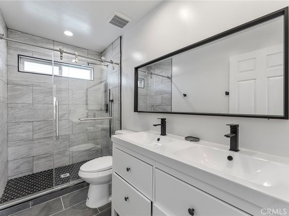 1612 1612 1/2 S Berendo Street, Los Angeles CA 90006
