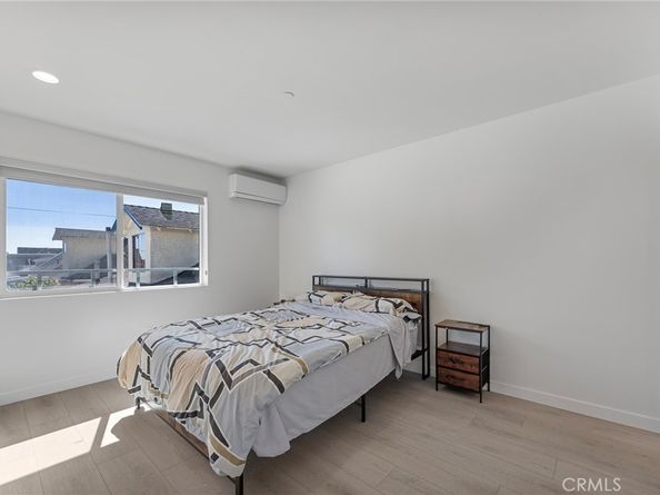 1612 1612 1/2 S Berendo Street, Los Angeles CA 90006