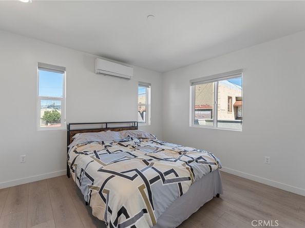 1612 1612 1/2 S Berendo Street, Los Angeles CA 90006