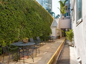10 Atlantic, Long Beach CA 90802