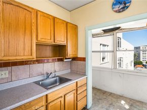 10 Atlantic, Long Beach CA 90802