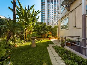 10 Atlantic, Long Beach CA 90802
