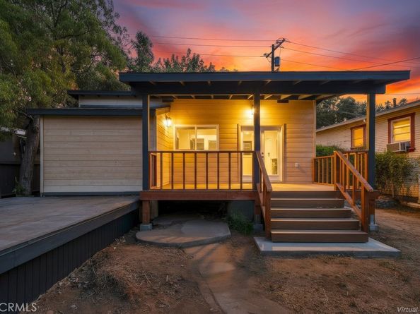 2834 Delevan, Los Angeles CA 90065