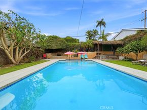 267 Nieto Avenue, Long Beach CA 90803