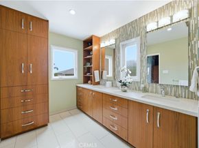 267 Nieto Avenue, Long Beach CA 90803