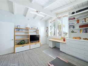 267 Nieto Avenue, Long Beach CA 90803