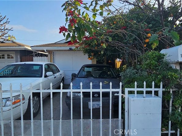 11838 166th, Artesia CA 90701