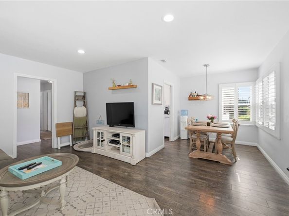 2076 Elanita, San Pedro CA 90732