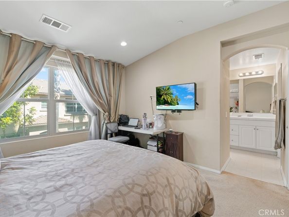 142 Hedge Bloom, Irvine CA 92618