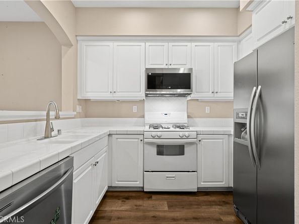 142 Hedge Bloom, Irvine CA 92618