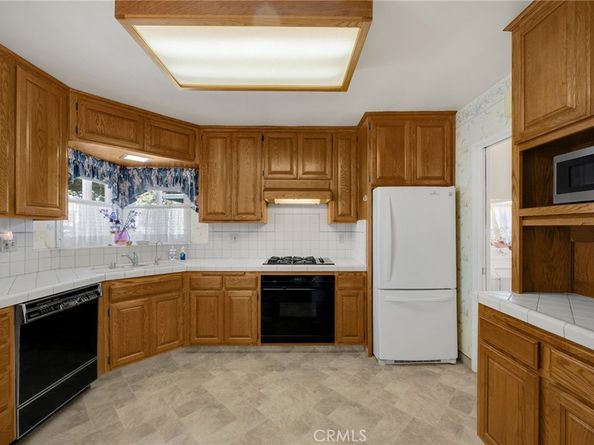 8340 Strub Avenue, Whittier CA 90605