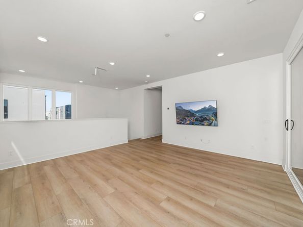 2091 Flight Way, Tustin CA 92782