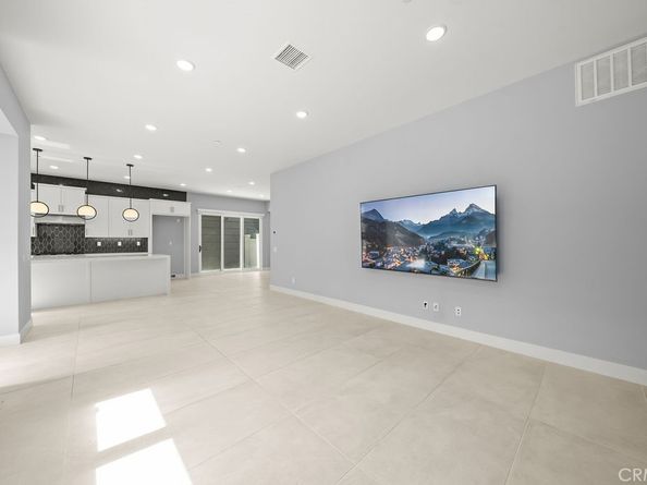2091 Flight Way, Tustin CA 92782