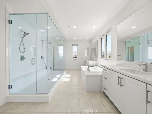 2091 Flight Way, Tustin CA 92782
