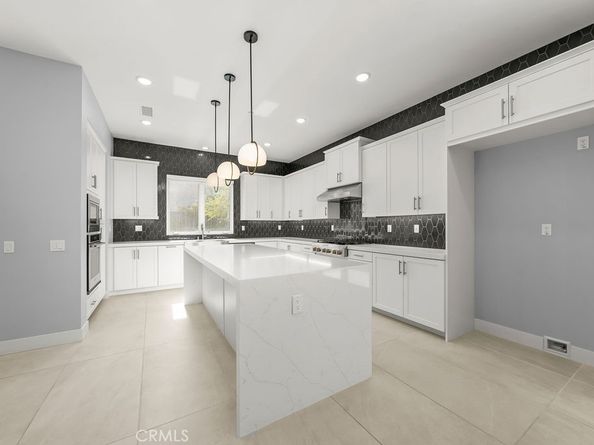 2091 Flight Way, Tustin CA 92782