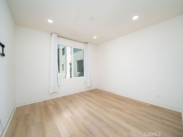 2091 Flight Way, Tustin CA 92782
