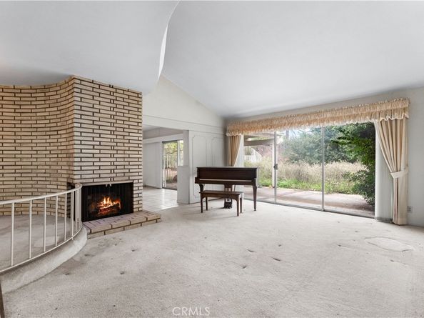 401 Estralita, Fullerton CA 92835