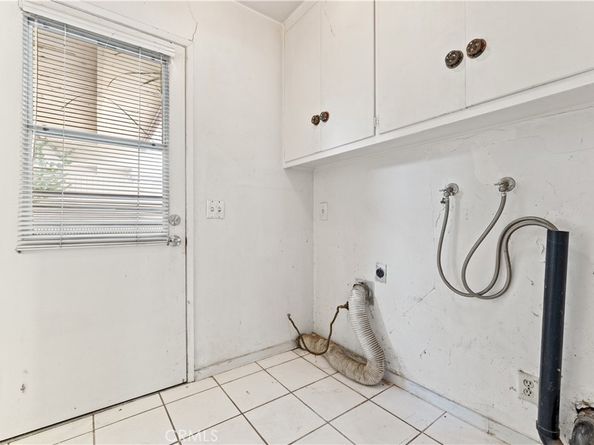 401 Estralita, Fullerton CA 92835