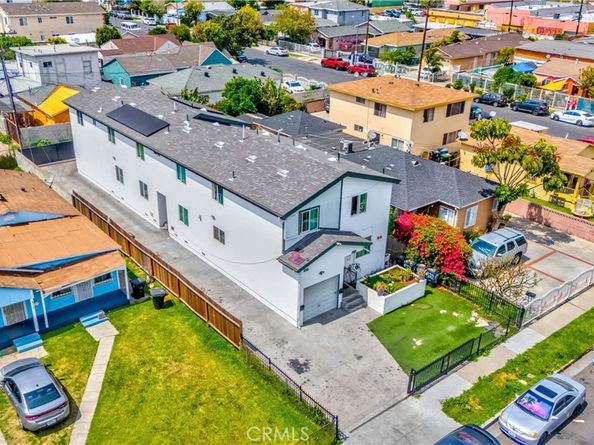 8711 Mckinley Place, Los Angeles CA 90002