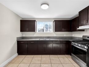 8711 Mckinley Place, Los Angeles CA 90002