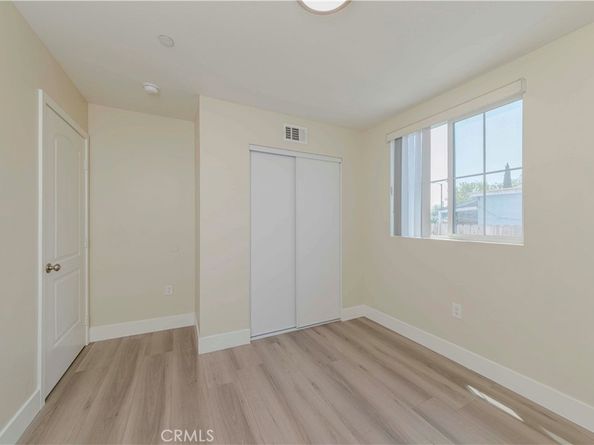 8711 Mckinley Place, Los Angeles CA 90002