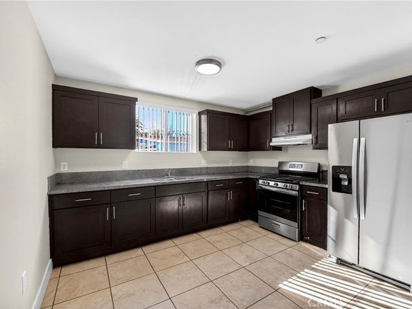 8711 Mckinley Place, Los Angeles CA 90002