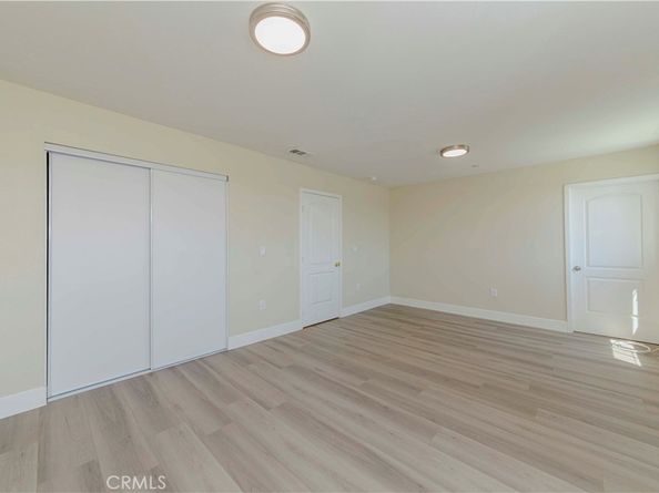 8711 Mckinley Place, Los Angeles CA 90002