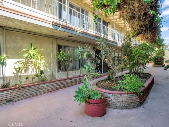 1518 E Artesia, Long Beach CA 90805