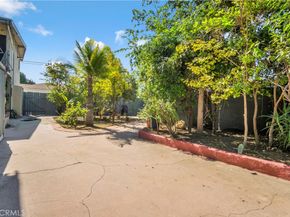 1518 E Artesia, Long Beach CA 90805