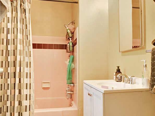 1518 E Artesia, Long Beach CA 90805