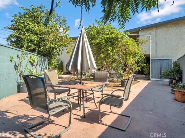 1518 E Artesia, Long Beach CA 90805