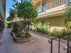 1518 E Artesia, Long Beach CA 90805