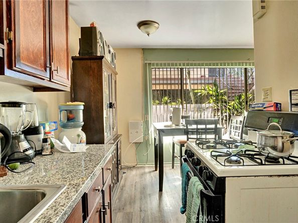 1518 E Artesia, Long Beach CA 90805