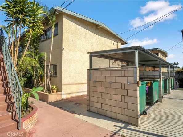 1518 E Artesia, Long Beach CA 90805