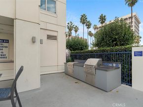 525 Seaside Way 411, Long Beach CA 90802