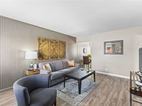 11521 Inglewood Avenue, Hawthorne CA 90250