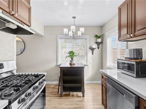 11521 Inglewood Avenue, Hawthorne CA 90250