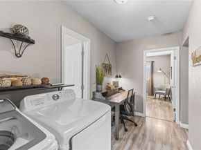 11521 Inglewood Avenue, Hawthorne CA 90250