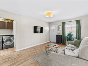 11521 Inglewood Avenue, Hawthorne CA 90250