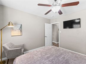 11521 Inglewood Avenue, Hawthorne CA 90250