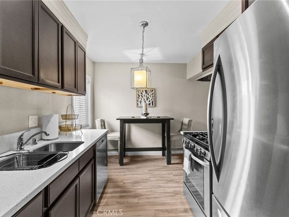 11521 Inglewood Avenue, Hawthorne CA 90250