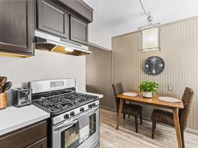 11521 Inglewood Avenue, Hawthorne CA 90250