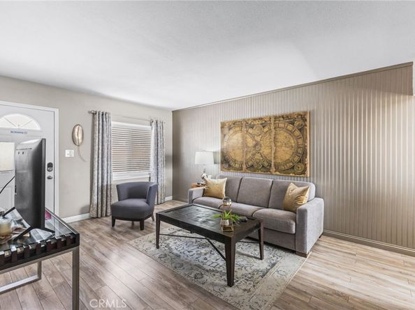 11521 Inglewood Avenue, Hawthorne CA 90250