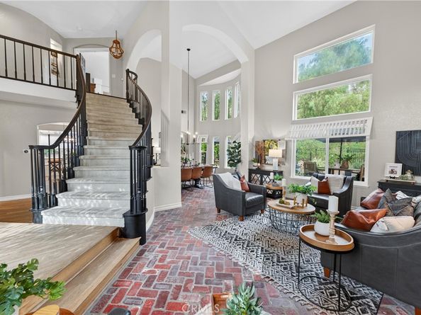 21352 Silvertree Lane, Rancho Santa Margarita CA 92679