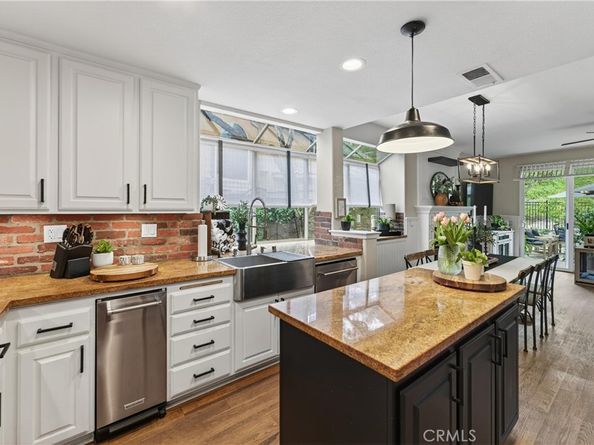 21352 Silvertree Lane, Rancho Santa Margarita CA 92679