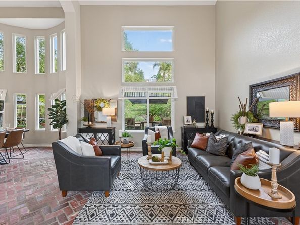 21352 Silvertree Lane, Rancho Santa Margarita CA 92679