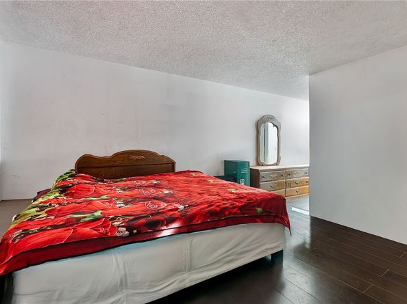 1020 N Kemp Avenue, Compton CA 90220