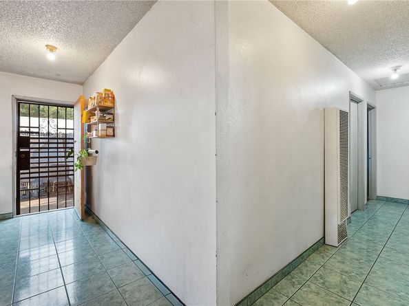 1020 N Kemp Avenue, Compton CA 90220