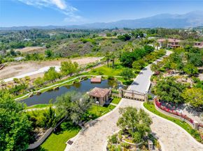 30 Wakonda, Rancho Santa Margarita CA 92679