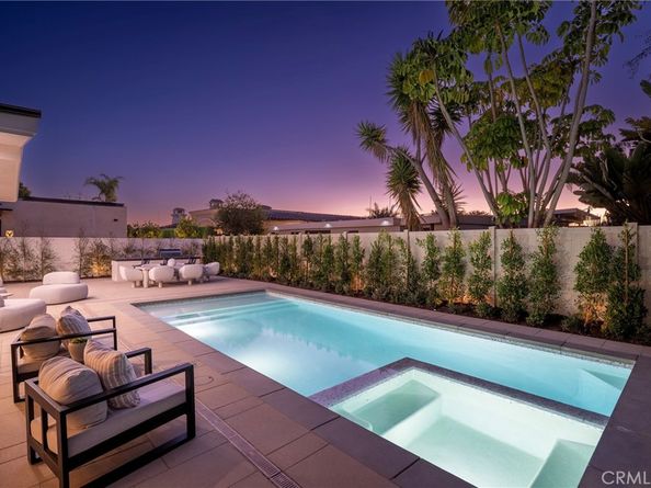 707 Patolita, Corona Del Mar CA 92625